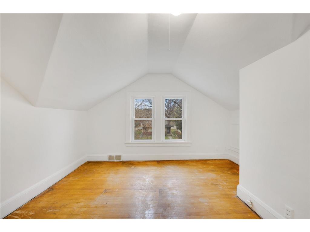 2808 40th Avenue S Minneapolis MN 55406 6815636 image24