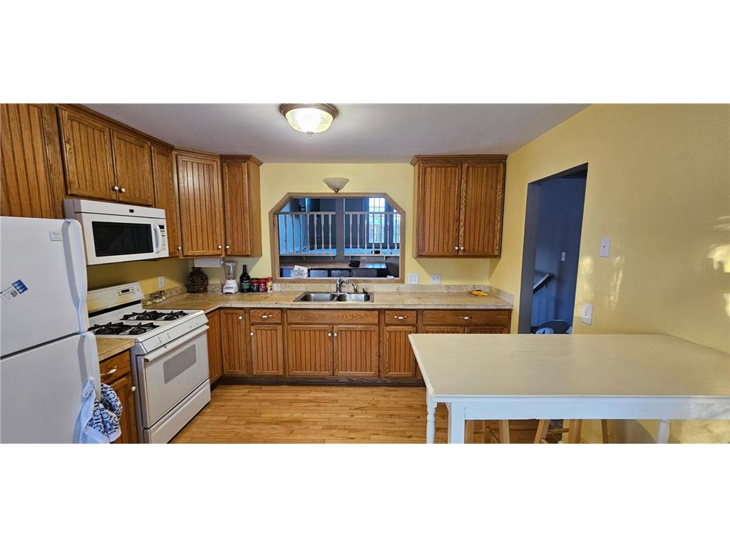 2808 81st Avenue N Brooklyn Park MN 55444 7043684 image14