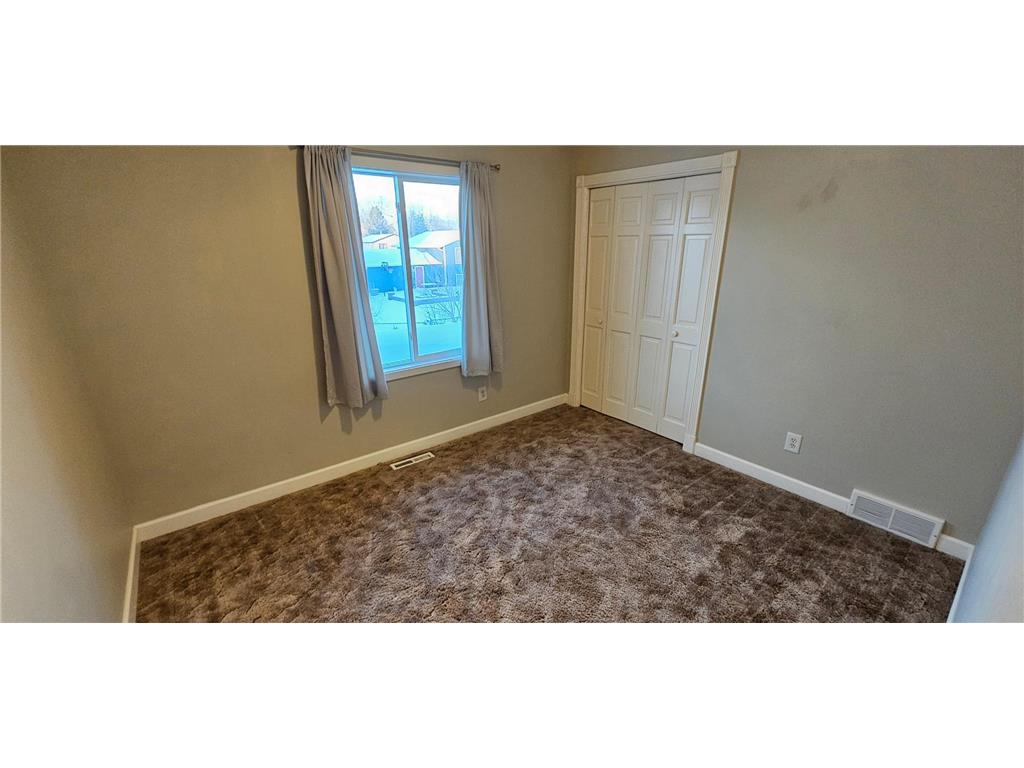 2808 81st Avenue N Brooklyn Park MN 55444 7043684 image20