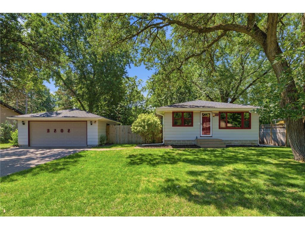 2808 Laport Drive Mounds View MN 55112 7095296 image1