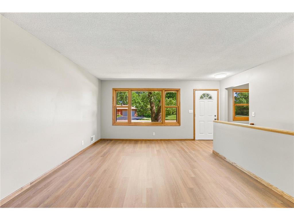 2808 Laport Drive Mounds View MN 55112 7095296 image20