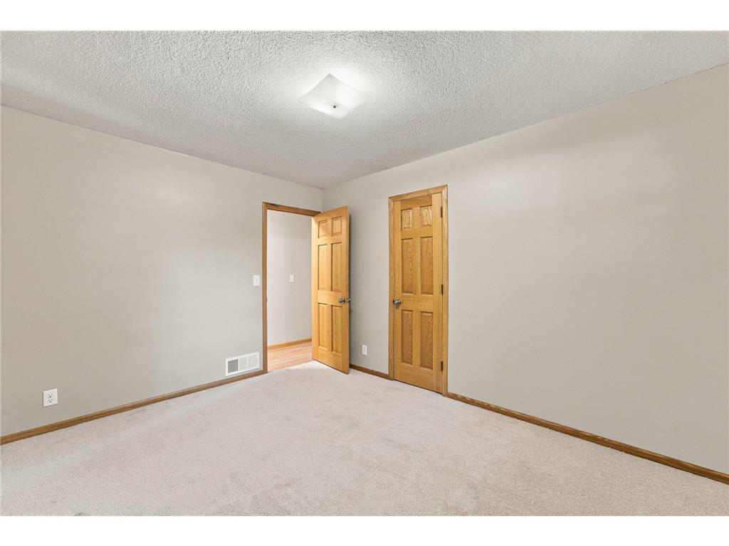 2808 Laport Drive Mounds View MN 55112 7095296 image21