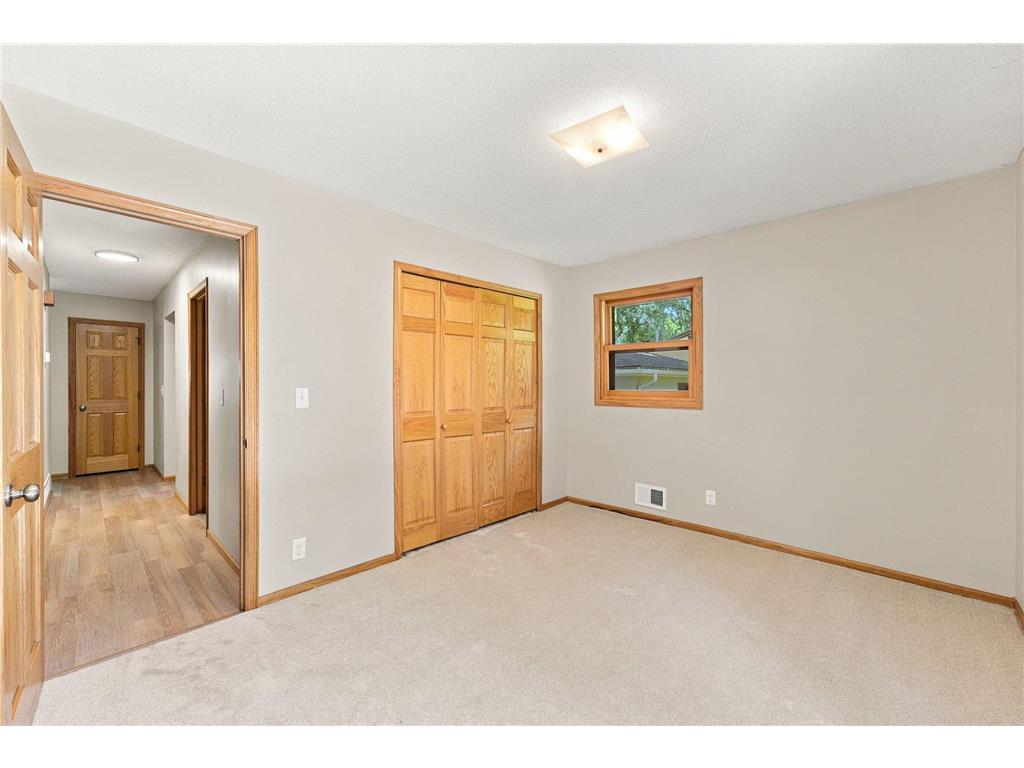 2808 Laport Drive Mounds View MN 55112 7095296 image23