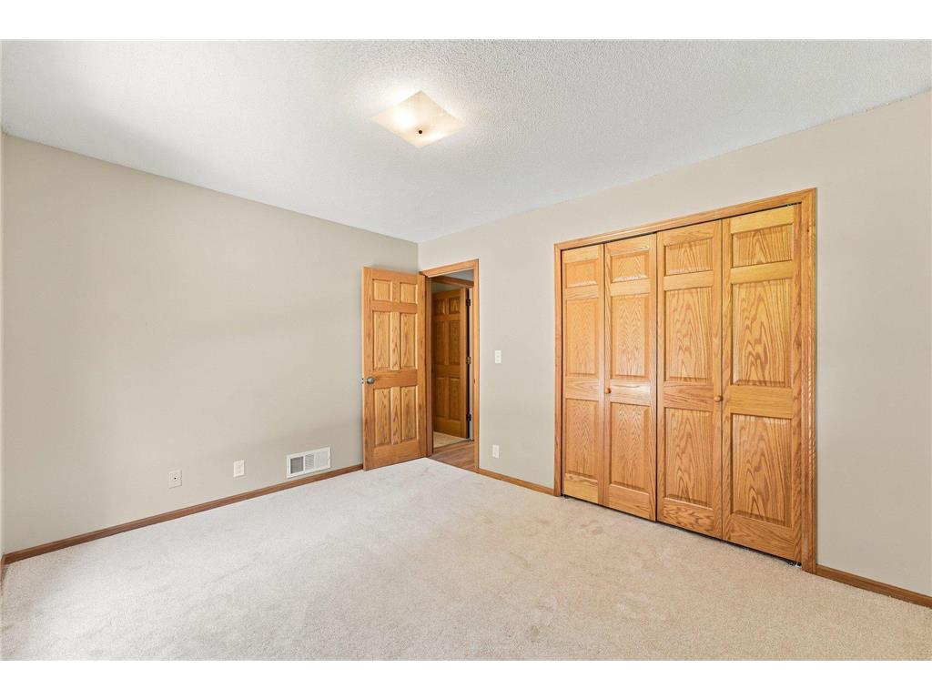 2808 Laport Drive Mounds View MN 55112 7095296 image24