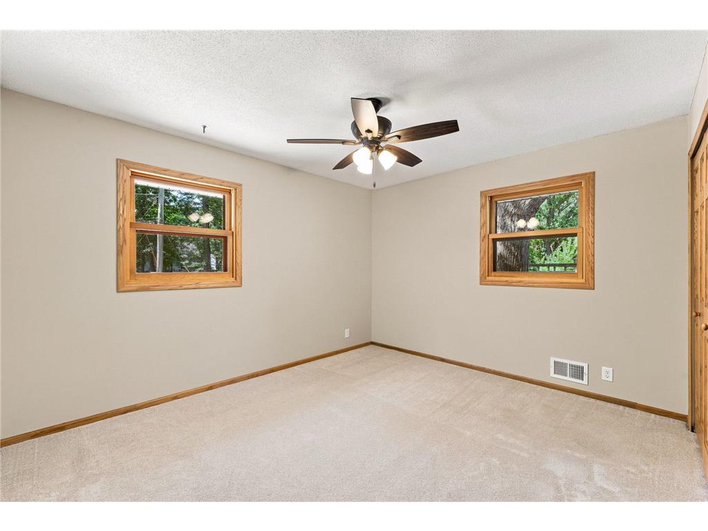 2808 Laport Drive Mounds View MN 55112 7095296 image25