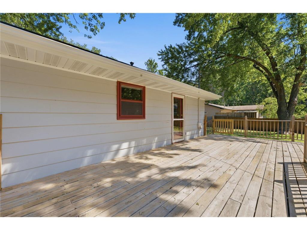2808 Laport Drive Mounds View MN 55112 7095296 image39