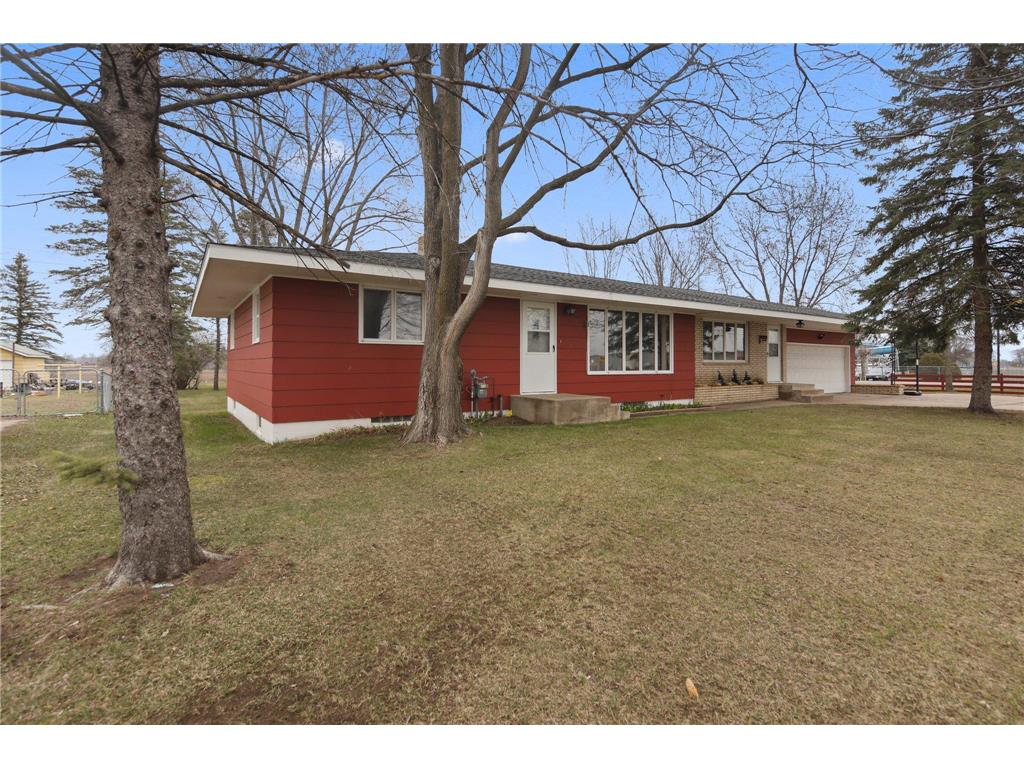 2809 10th Street NE, Sauk Rapids, MN 56379 MLS 6185059 Edina Realty