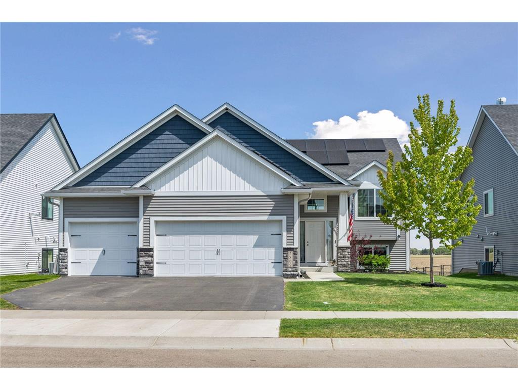 2809 213th St Farmington MN 55024 7078963 image1