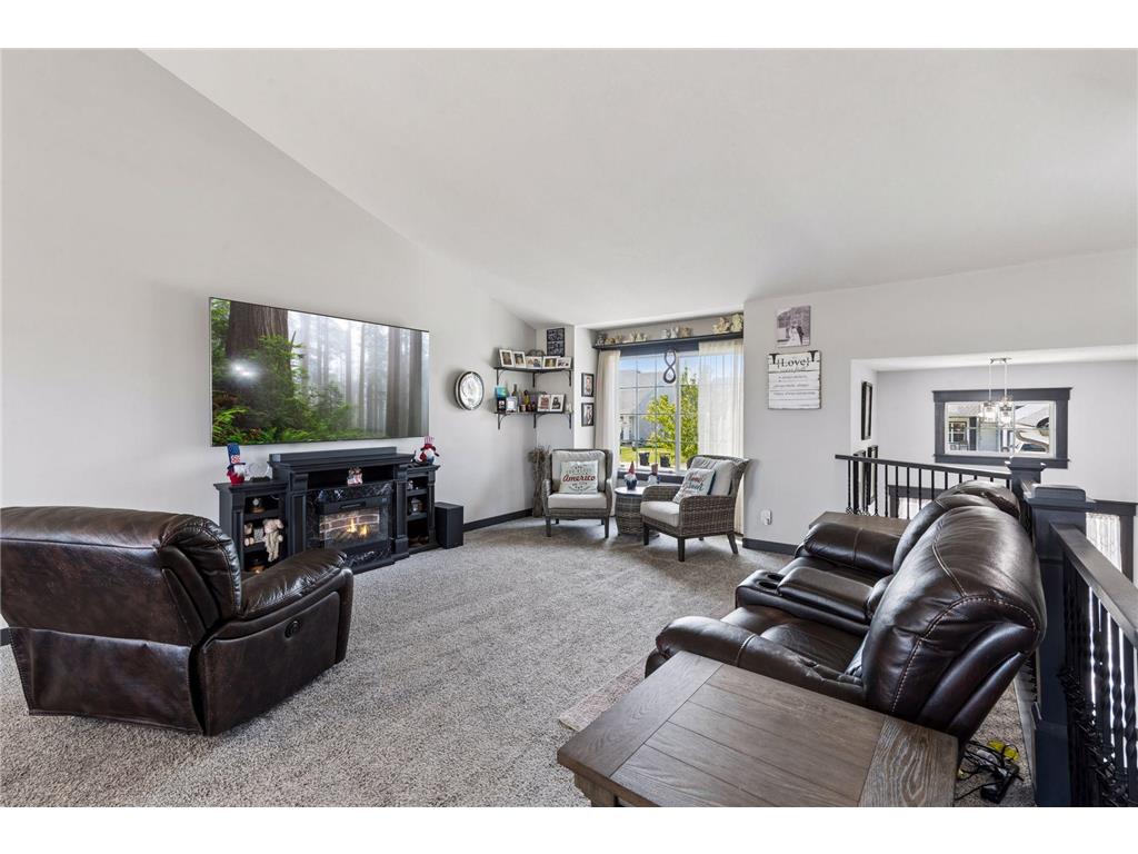 2809 213th St Farmington MN 55024 7078963 image2