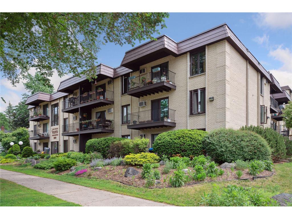 2809 E Minnehaha Parkway #103 Minneapolis MN 55417 6380273 image1