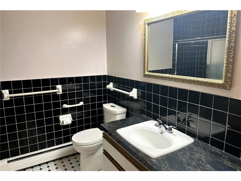 2809 E Minnehaha Parkway #304 Minneapolis MN 55417 7079304 image11