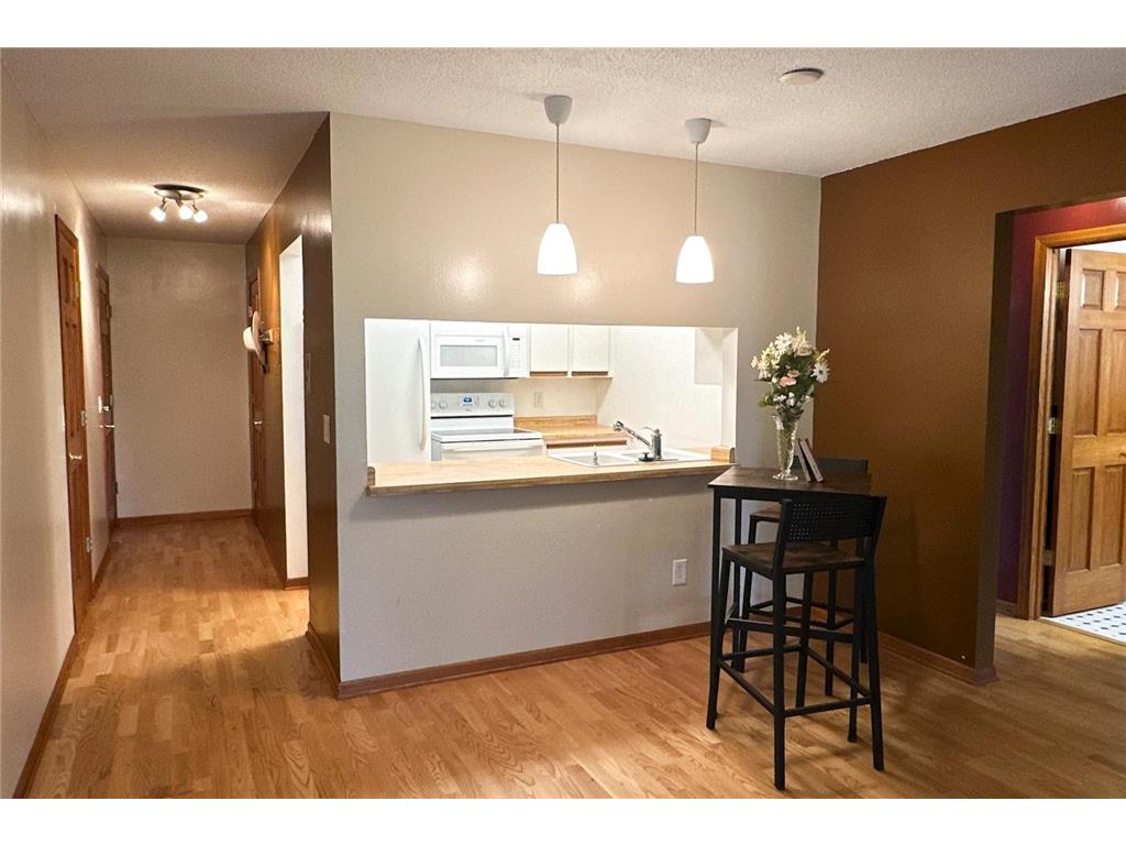 2809 E Minnehaha Parkway #304 Minneapolis MN 55417 7079304 image3