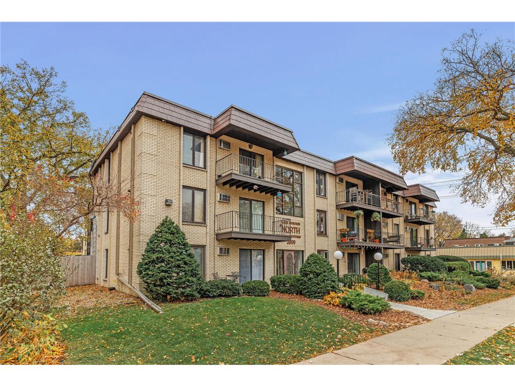 2809 E Minnehaha Parkway #306 Minneapolis MN 55417 6622958 image1