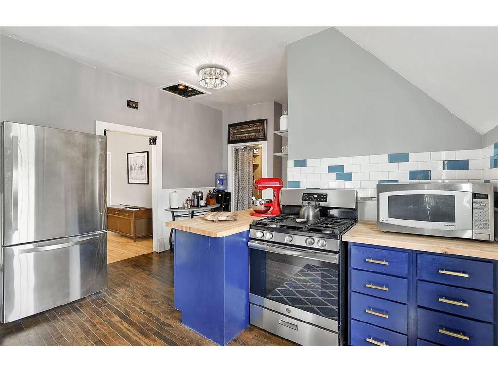 2809 Garfield Avenue Minneapolis MN 55408 7069096 image23