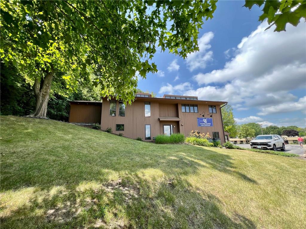 2809 S Service Drive Red Wing MN 55066 6457648 image1