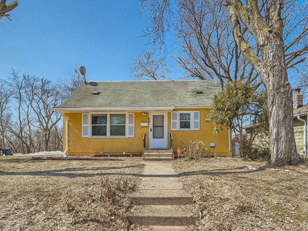 281 Hazelwood Street Saint Paul MN 55106 6460562 image1