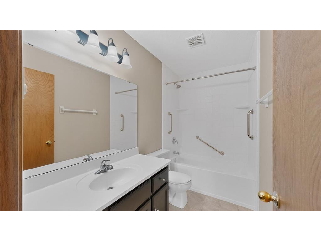 281 Zumbro Drive NW Rochester MN 55901 7036888 image21