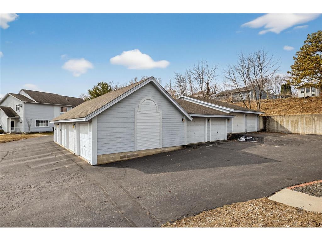 281 Zumbro Drive NW Rochester MN 55901 7036888 image5