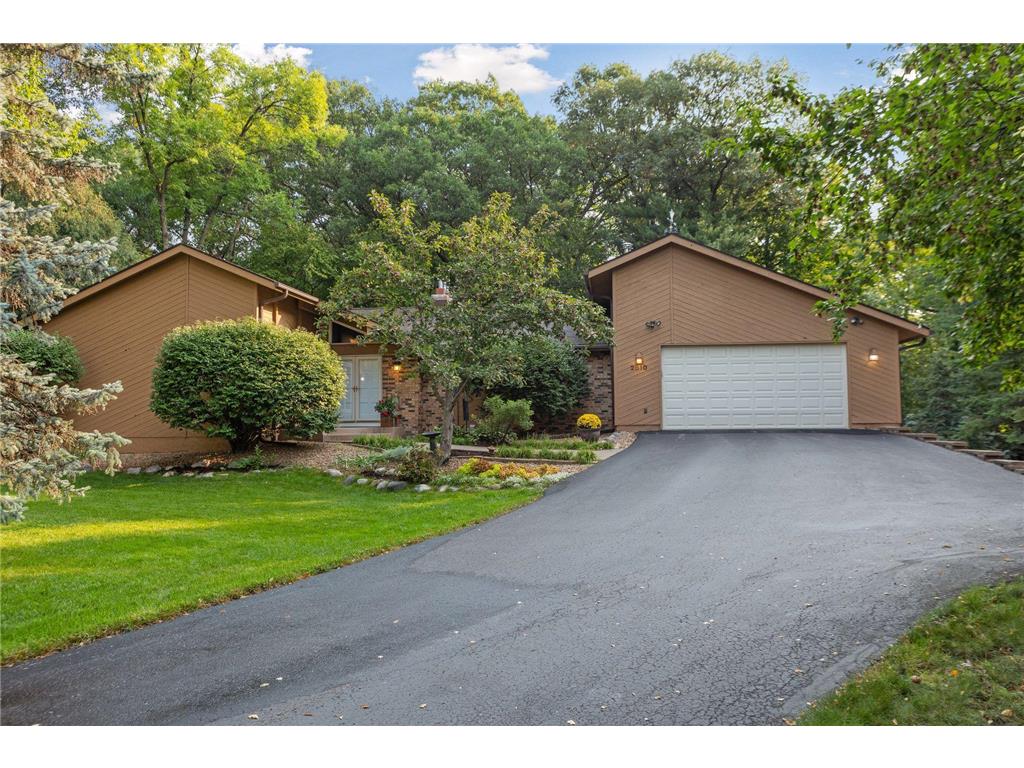 2810 Revere Circle N Plymouth MN 55441 6486480 image1