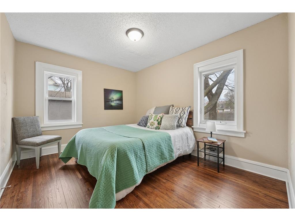 2811 Dupont Avenue N Minneapolis MN 55411 7043083 image12
