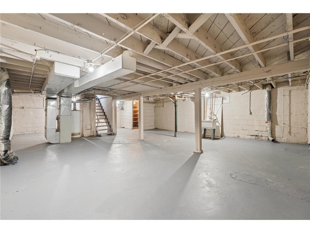 2811 Dupont Avenue N Minneapolis MN 55411 7043083 image21