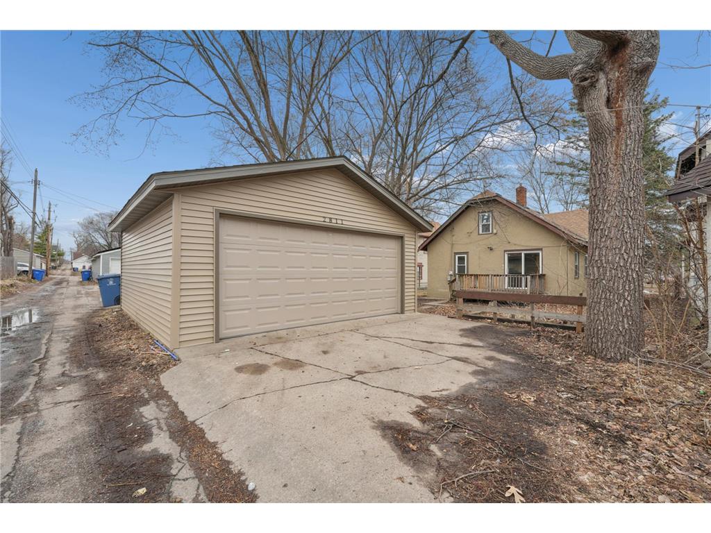 2811 Dupont Avenue N Minneapolis MN 55411 7043083 image5