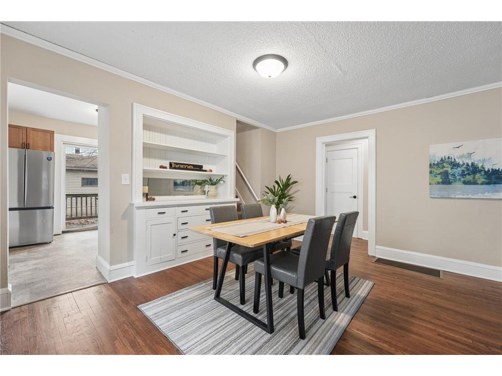 2811 Dupont Avenue N Minneapolis MN 55411 7043083 image9