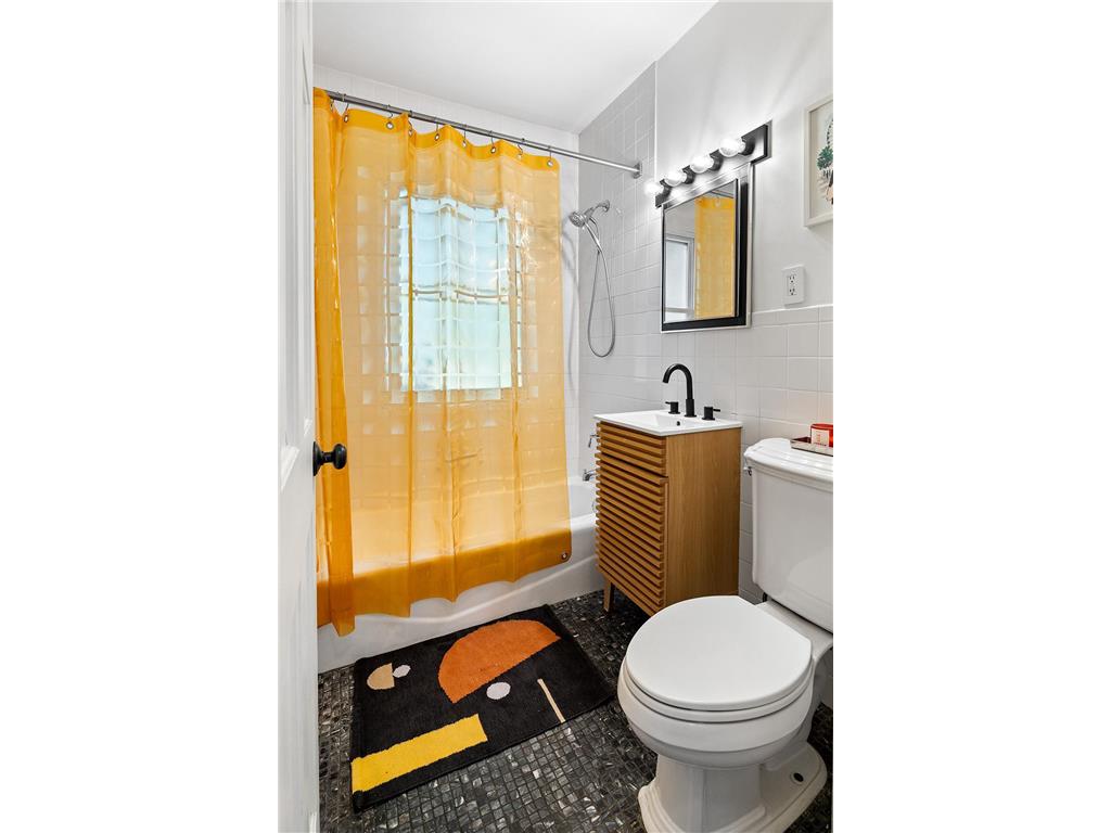2811 Fillmore Street NE Minneapolis MN 55418 7100530 image13