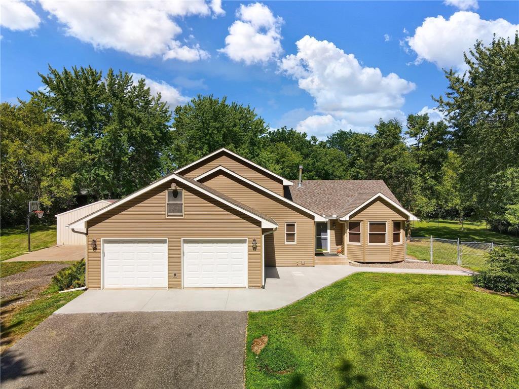 28115 Nathan Lane Chisago Lake Twp MN 55045 - Kroon 7047152 image1