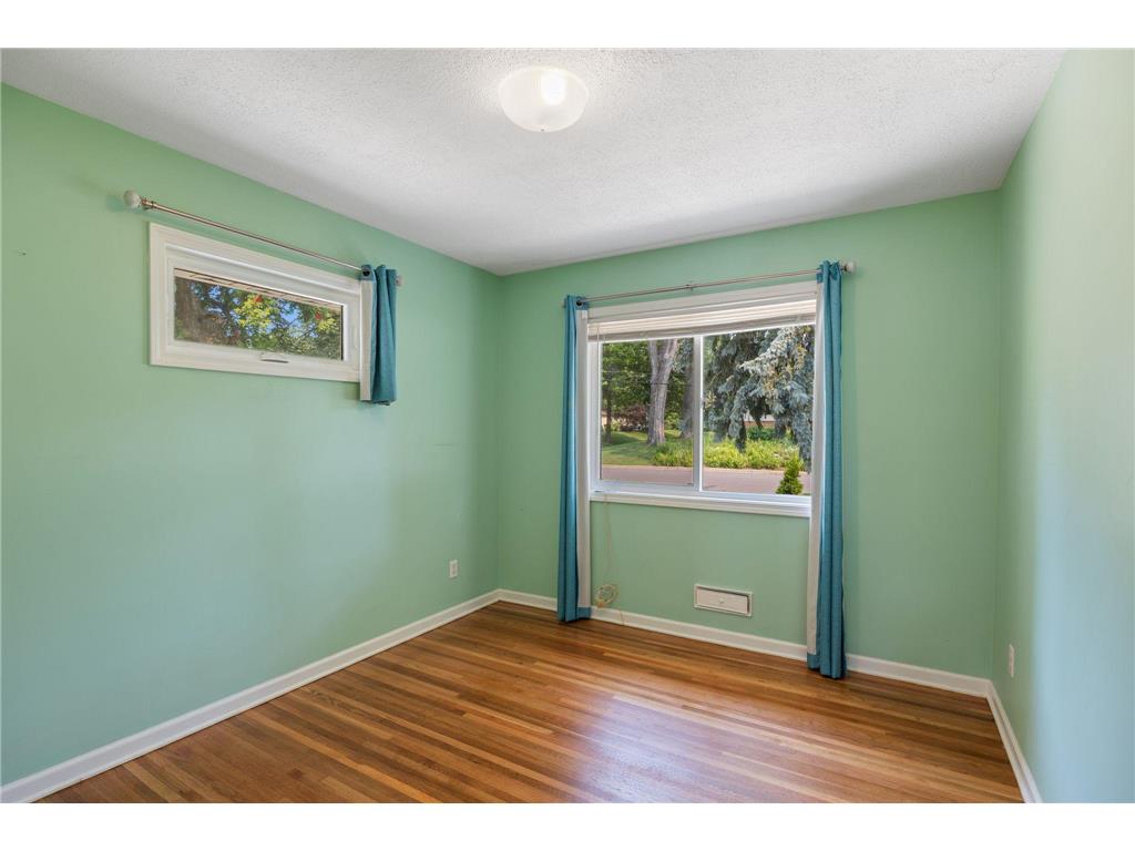 2812 30th Avenue NE Saint Anthony MN 55418 7096707 image16