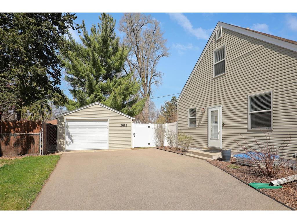 2812 W 71 1/2 Street Richfield MN 55423 7049430 image27