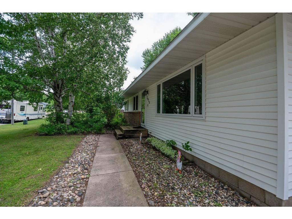 2813 12 Avenue NW Willmar MN 56201 7100908 image6