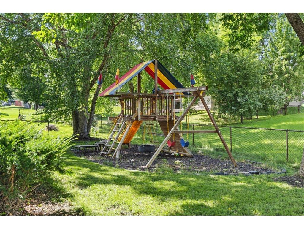2813 88th Avenue NE Blaine MN 55449 7107530 image32