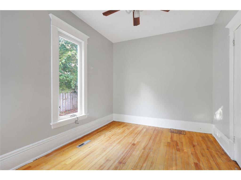 2814 Colfax Avenue S Minneapolis MN 55408 6805709 image10