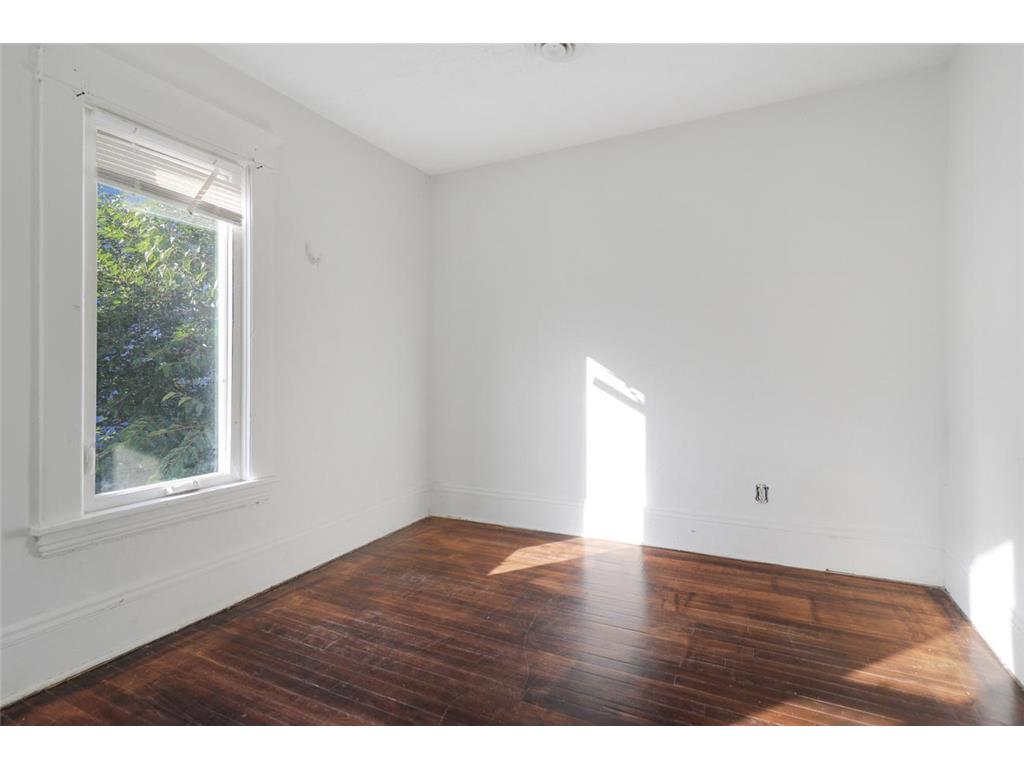 2814 Colfax Avenue S Minneapolis MN 55408 6805709 image15