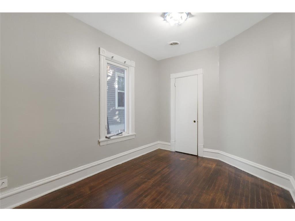 2814 Colfax Avenue S Minneapolis MN 55408 6805709 image18