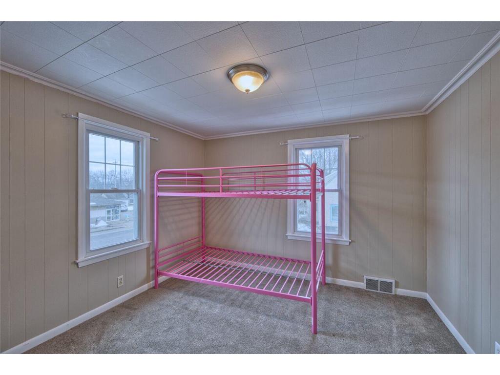 2815 1st Avenue Hibbing MN 55746 7029164 image23