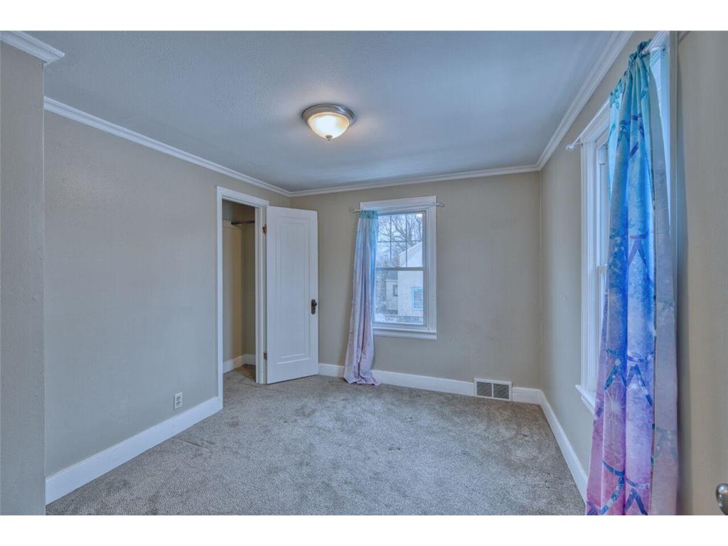 2815 1st Avenue Hibbing MN 55746 7029164 image48