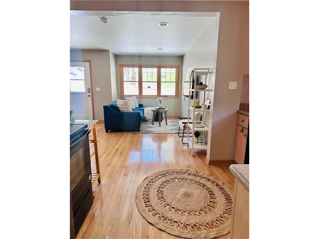 2815 E 2nd Street Duluth MN 55812 7014623 image14