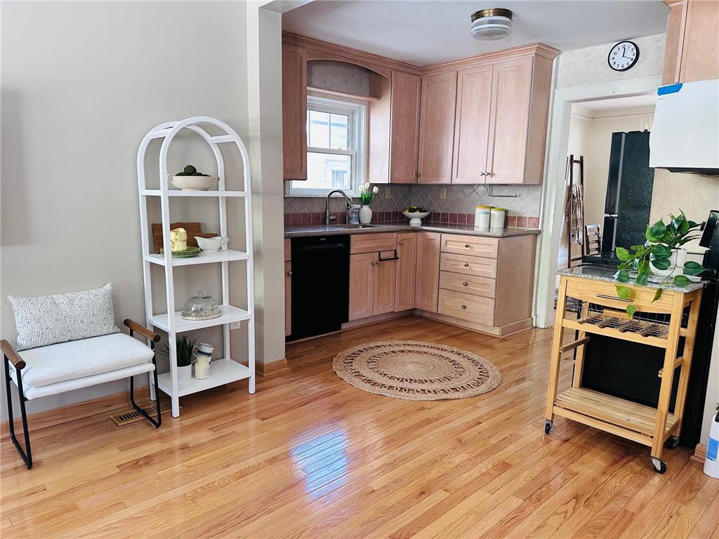 2815 E 2nd Street Duluth MN 55812 7014623 image16