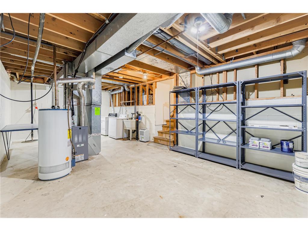 2816 Hillsboro Avenue N New Hope MN 55427 6799882 image18