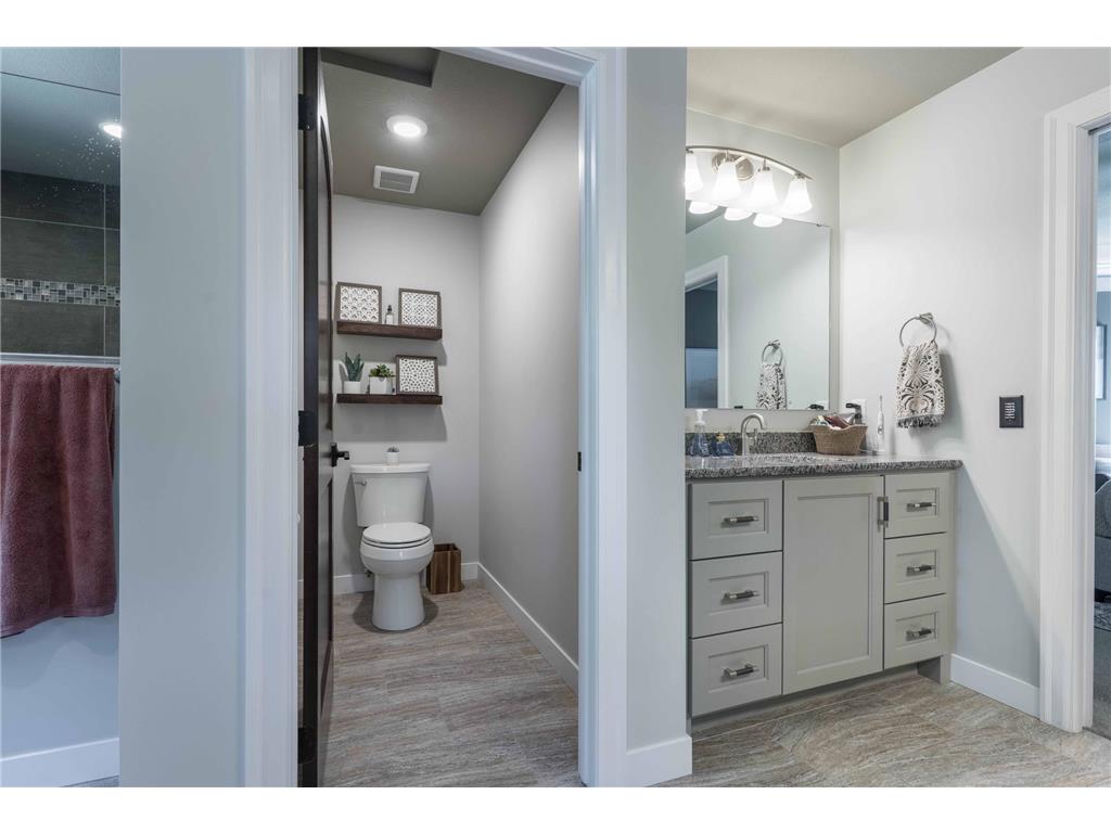 2817 Government Point Road NE Alexandria MN 56308 - Le Homme Dieu 7088708 image29