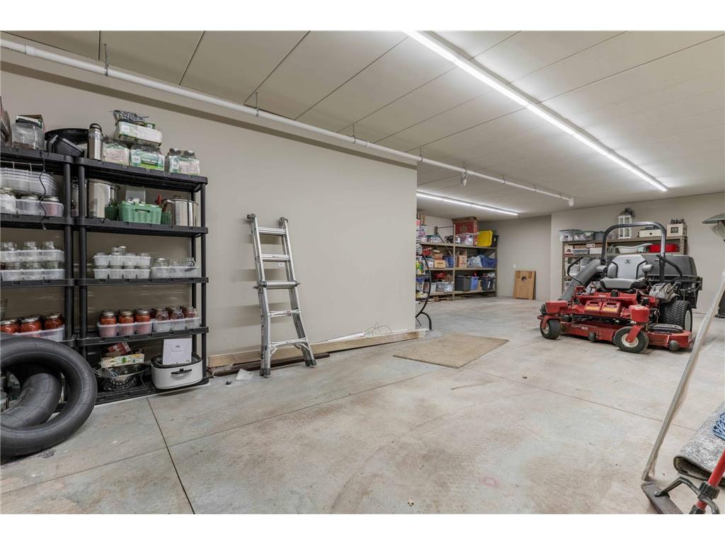 2817 Government Point Road NE Alexandria MN 56308 - Le Homme Dieu 7088708 image74