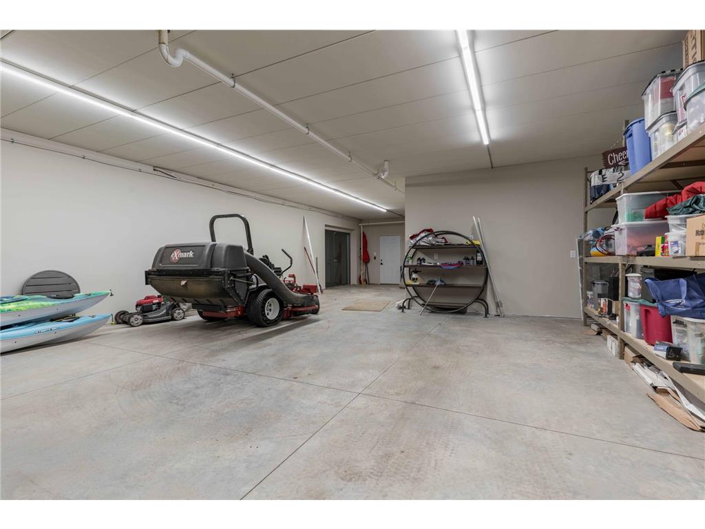 2817 Government Point Road NE Alexandria MN 56308 - Le Homme Dieu 7088708 image75