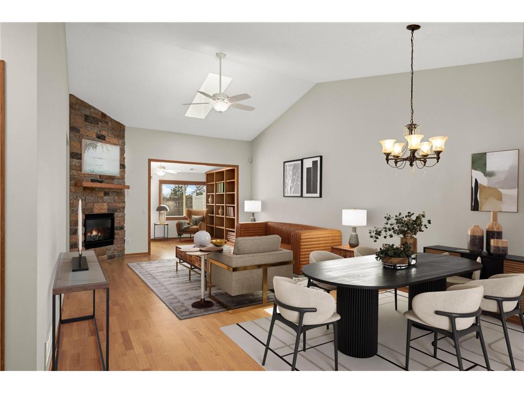 2817 Jordan Drive Woodbury MN 55125 7020241 image1