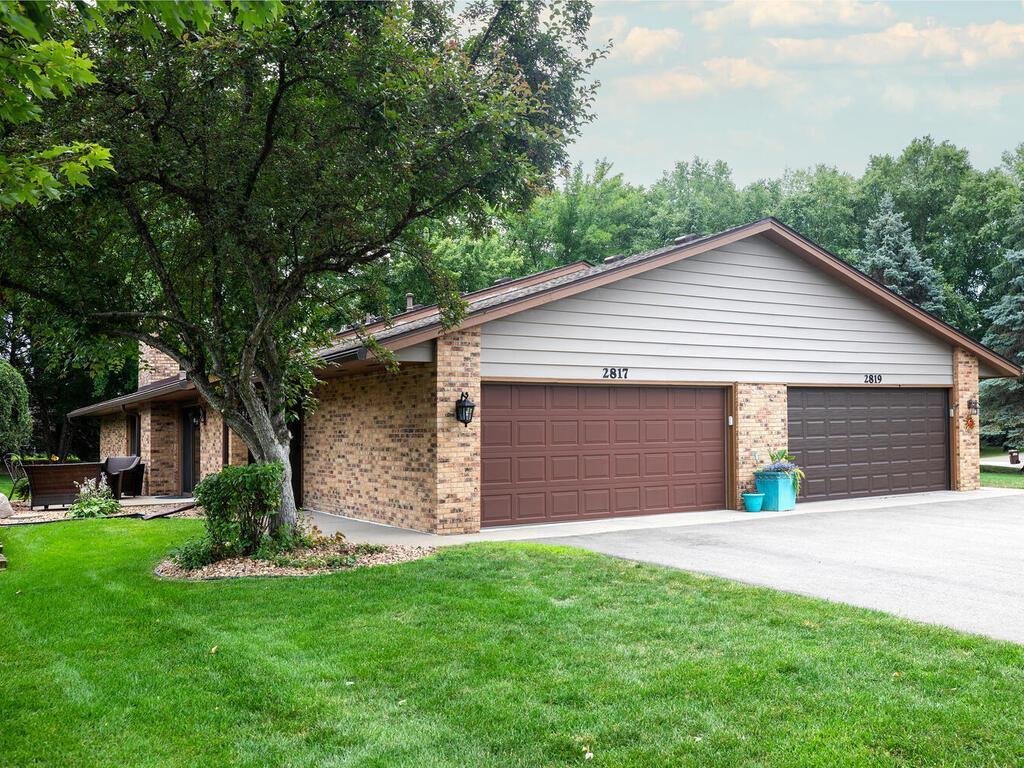 2817 Robinwood Way Woodbury MN 55125 6400280 image1