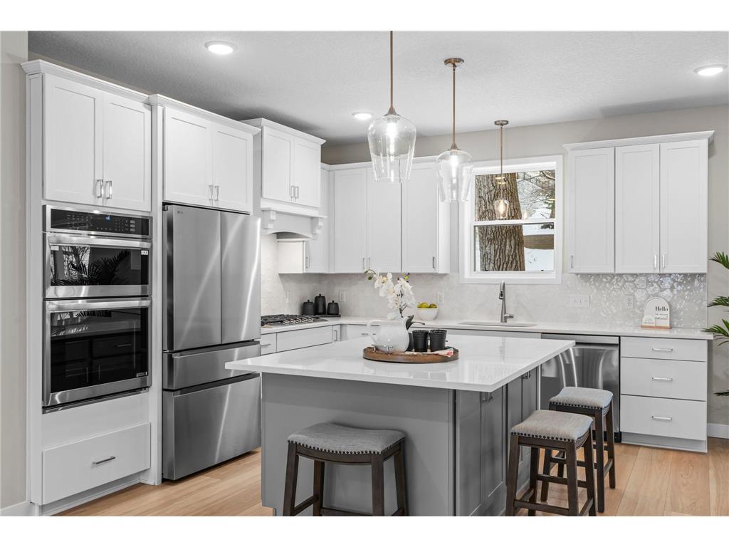 2817 Victoria Street N Roseville MN 55113 - Owasso 6779360 image15