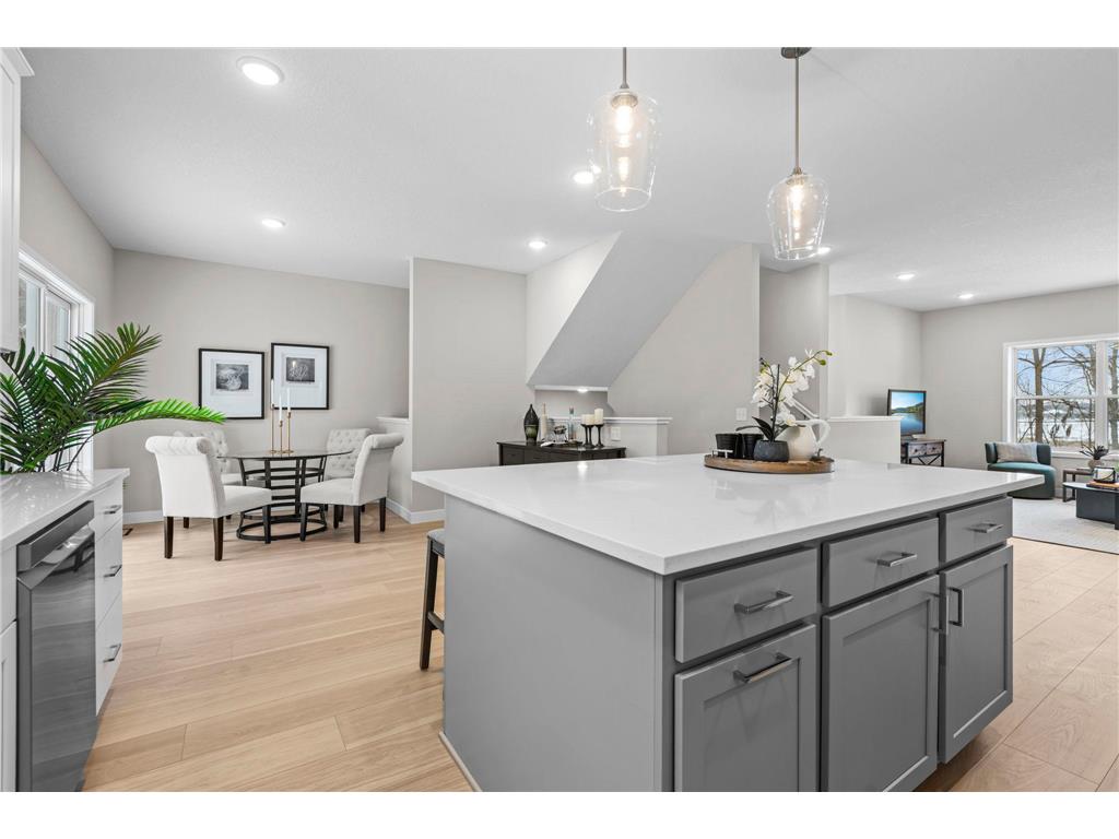 2817 Victoria Street N Roseville MN 55113 - Owasso 6779360 image16