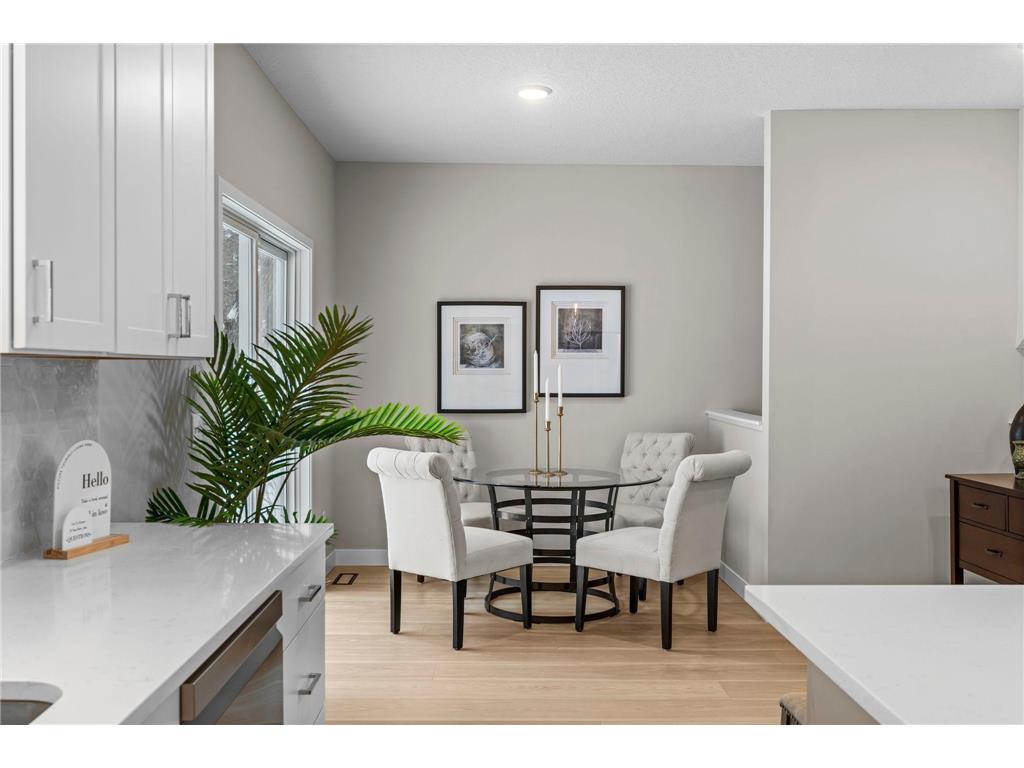 2817 Victoria Street N Roseville MN 55113 - Owasso 6779360 image19