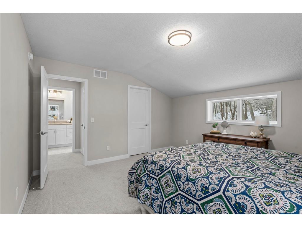 2817 Victoria Street N Roseville MN 55113 - Owasso 6779360 image35